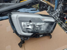 Laden Sie das Bild in den Galerie-Viewer, Frontscheinwerfer Renault Master 260105567R 0021113104366900804 LED Rechts SCH2340409135bh