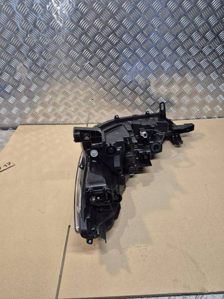 Frontscheinwerfer Toyota Corolla Rechts Scheinwerfer Headlight SCH3010192646cb