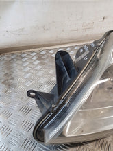 Laden Sie das Bild in den Galerie-Viewer, Frontscheinwerfer Citroën C8 89006369 Links Scheinwerfer Headlight