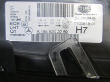 Laden Sie das Bild in den Galerie-Viewer, Frontscheinwerfer Mercedes-Benz W164 A1648202259 Ein Stück (Rechts oder Links) SCH7861818118bp