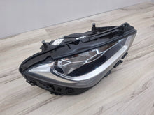 Laden Sie das Bild in den Galerie-Viewer, Frontscheinwerfer Mercedes-Benz Cla C118 A1189062000 Rechts Headlight SCH2916576623ek
