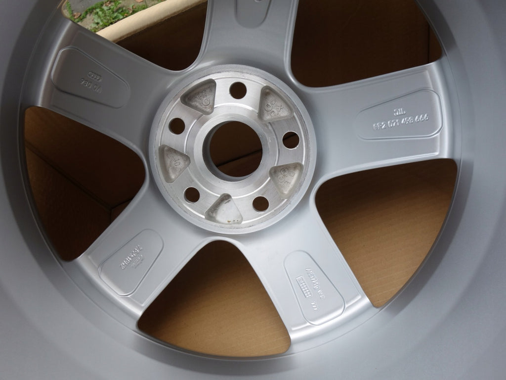 1x Alufelge 17 Zoll 7.5" 5x112 54ET Glanz Silber 8P2071498 Audi A3 Rim Wheel FEL9056202506kl