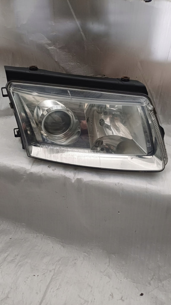 Frontscheinwerfer VW Passat Xenon Rechts Scheinwerfer Headlight SCH2935549320cd