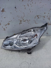 Laden Sie das Bild in den Galerie-Viewer, Frontscheinwerfer Peugeot 208 9802221880 Links Scheinwerfer Headlight SCH8150870200ep
