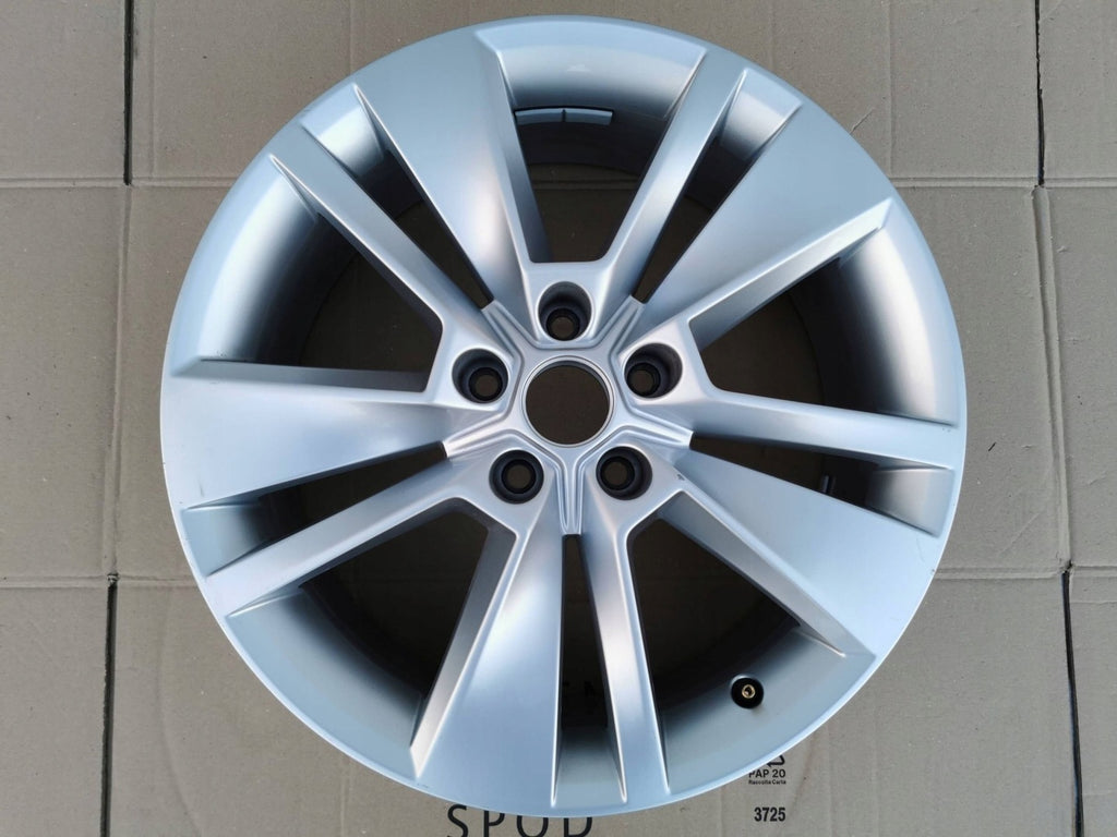 1x Alufelge 18 Zoll 565601025C Skoda Kodiaq Rim Wheel FEL8927393210dn