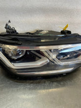 Laden Sie das Bild in den Galerie-Viewer, Frontscheinwerfer VW Tiguan 5NB941082C Rechts Scheinwerfer Headlight SCH1745097231kn