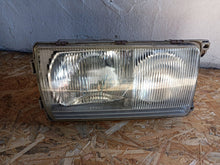 Laden Sie das Bild in den Galerie-Viewer, Frontscheinwerfer Mercedes-Benz W123 1305235023 Rechts Scheinwerfer Headlight SCH6667950600jq