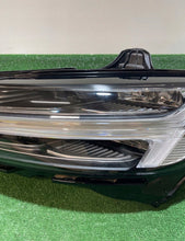 Load image into Gallery viewer, Frontscheinwerfer Volvo Xc60 II 31655569 Links Scheinwerfer Headlight SCH7896779704hs