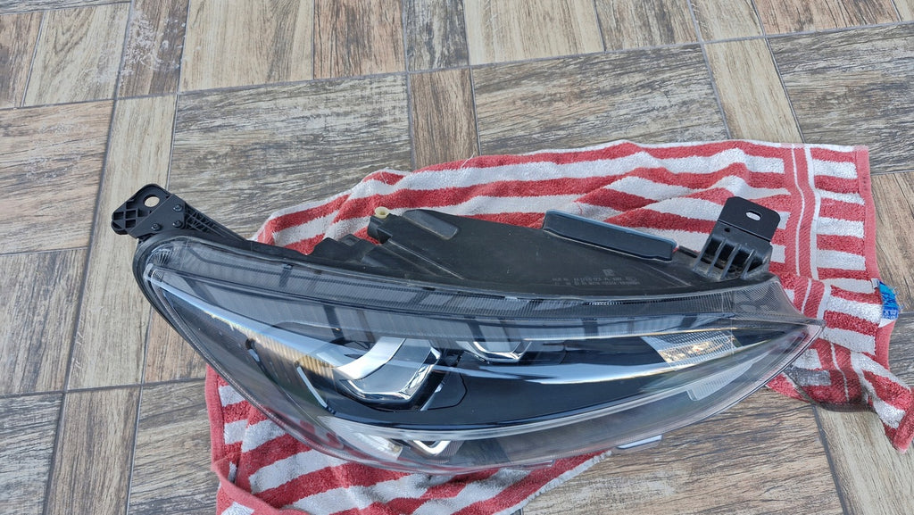 Frontscheinwerfer Ford Focus MX7B-13E014-EB Full LED Rechts Headlight SCH7516342202em