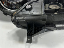 Laden Sie das Bild in den Galerie-Viewer, Frontscheinwerfer Ford Puma L1TB-13E015-EK Full LED Rechts oder Links SCH9732744082at