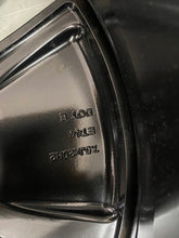 Load image into Gallery viewer, 1x Alufelge 20 Zoll 7.5" 5x112 44ET Glanz Schwarz 10A601025B VW Id.3 Rim Wheel FEL1734656713yq