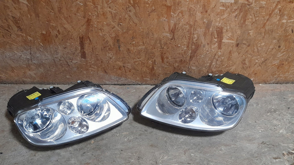 Frontscheinwerfer VW Touran Halogen Ein Stück (Rechts oder Links) Headlight