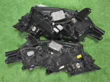 Load image into Gallery viewer, Frontscheinwerfer Mitsubishi Outlander III 8301D3-32 8301D3-31 Full LED Ein Satz