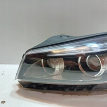 Laden Sie das Bild in den Galerie-Viewer, Frontscheinwerfer Kia Sorento III 92101C5030 Links Scheinwerfer Headlight