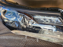 Load image into Gallery viewer, Frontscheinwerfer Toyota TR4201315LP LED Rechts Scheinwerfer Headlight SCH3581149811fy