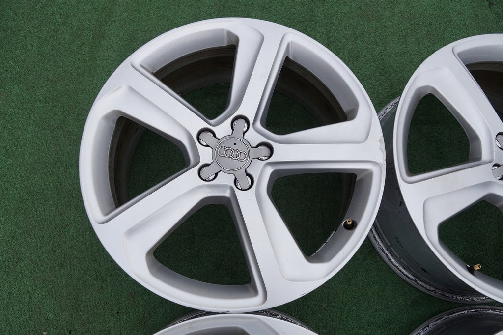 4x Alufelge 20 Zoll 8.5" 5x112 33ET Glanz Silber 8R0601025CJ Audi Q5 Rim Wheel FEL1000419251az