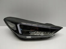 Laden Sie das Bild in den Galerie-Viewer, Frontscheinwerfer Hyundai Tucson 92102-D7700 LED Rechts Scheinwerfer Headlight