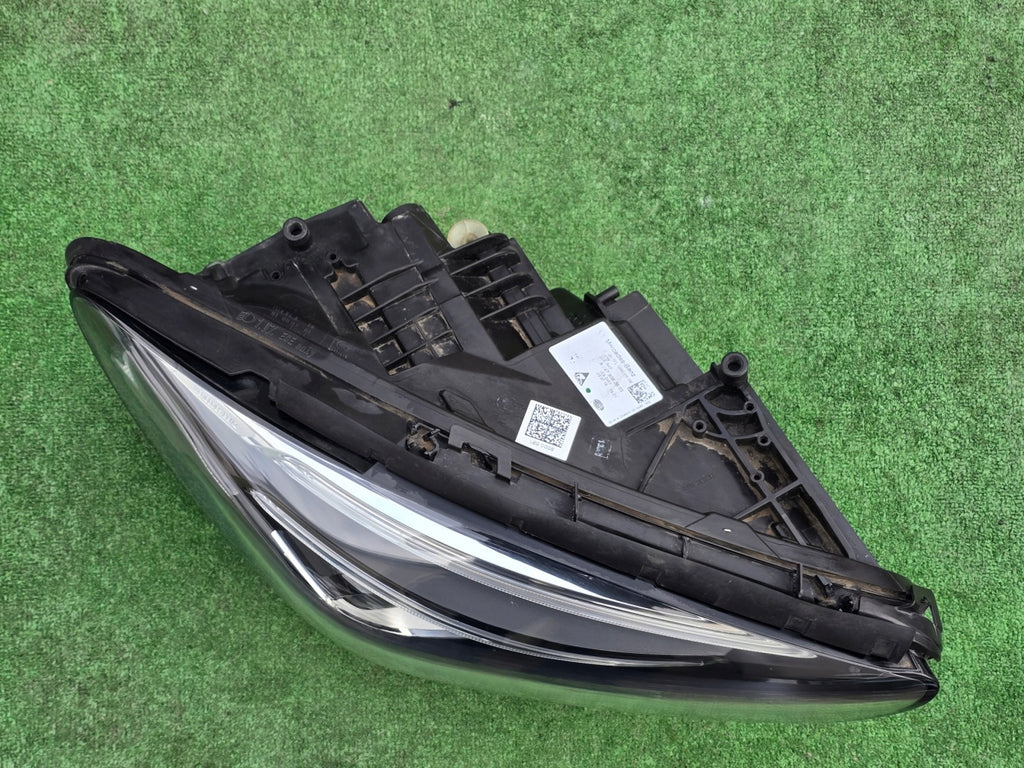 Frontscheinwerfer Mercedes-Benz W247 A2479062603 LED Rechts Headlight SCH6982045670my