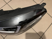 Load image into Gallery viewer, Frontscheinwerfer Hyundai Tucson 92101-D7700 LED Links Scheinwerfer Headlight