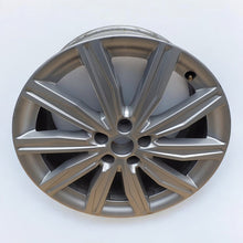 Load image into Gallery viewer, 1x Alufelge 19 Zoll 8.0&quot; 5x112 39ET Glanz Silber 4K0601025M Audi A6 C8 Rim Wheel