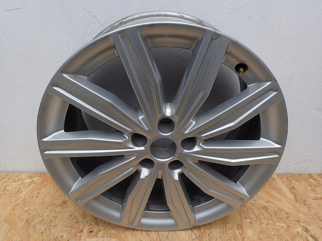 1x Alufelge 19 Zoll 8.0" 5x112 39ET Glanz Silber 4K0601025M Audi A6 C8 Rim Wheel