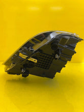 Laden Sie das Bild in den Galerie-Viewer, Frontscheinwerfer BMW X1 F48 7472219-02 LED Links Scheinwerfer Headlight SCH8201137358cz