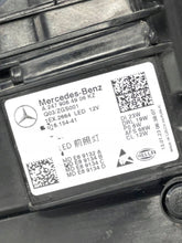 Laden Sie das Bild in den Galerie-Viewer, Frontscheinwerfer Mercedes-Benz Gla H247 A2479064906 LED Links Headlight SCH8436097334ll