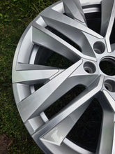 Laden Sie das Bild in den Galerie-Viewer, 1x Alufelge 18 Zoll 7.5" 5x112 48ET 5E3601025BF Skoda Octavia 5e3 Iv Rim Wheel FEL1043934833gs