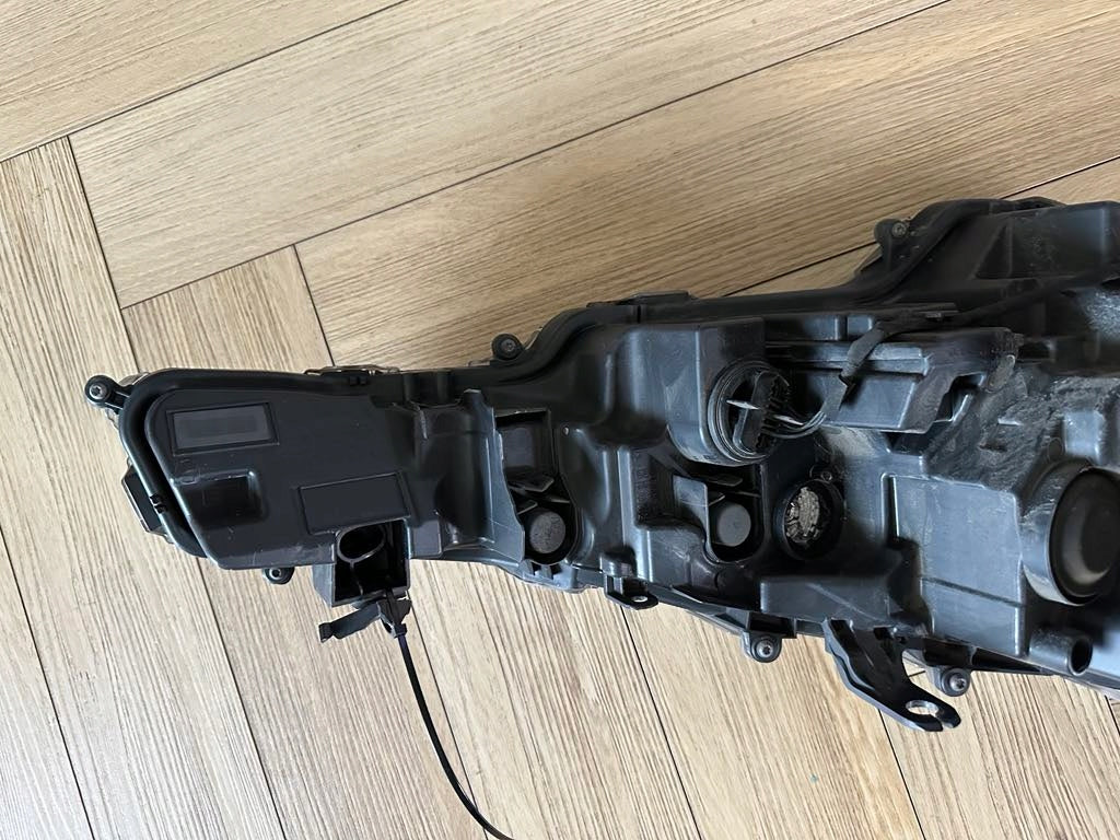 Frontscheinwerfer Toyota Corolla 81150-02S70 Full LED Rechts oder Links