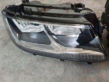 Laden Sie das Bild in den Galerie-Viewer, Frontscheinwerfer VW Tiguan 5NB941005B Halogen Links Scheinwerfer Headlight