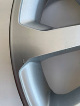 Load image into Gallery viewer, 1x Alufelge 17 Zoll 7.0" 5x114.3 40ET 403004770R Renault Koleos Clio 1 Rim Wheel FEL6839534196nn