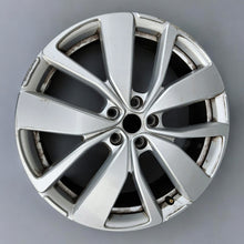 Load image into Gallery viewer, 1x Alufelge 20 Zoll 7.0&quot; 5x114.3 33ET 403004884R Renault Scenic Rim Wheel