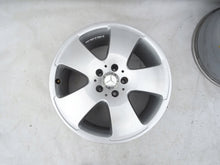 Load image into Gallery viewer, 1x Alufelge 18 Zoll 8.5" 5x112 43ET Glanz Silber A2214012102 Mercedes-Benz W221 FEL1715893870nv