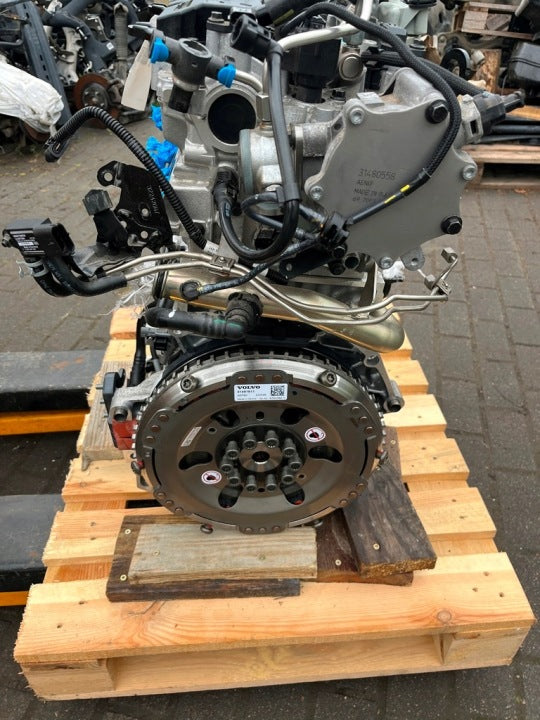Motor Volvo Xc60 II B4204T52 2.0 253PS 186kW 64TKm 2023 Hybrid Engine Unkomplett MOT9331403784gt