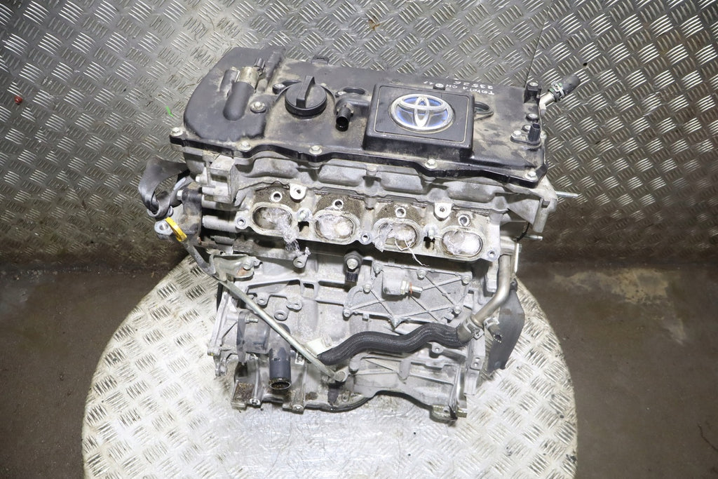 Motor Toyota C-Hr X2ZR-W22U 1.8 96PS 2017 Hybrid Engine Unkomplett