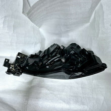Laden Sie das Bild in den Galerie-Viewer, Frontscheinwerfer Mazda 6 GRF5-51040 Links Scheinwerfer Headlight SCH8714458659bf