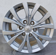 Load image into Gallery viewer, 1x Alufelge 17 Zoll 7.5" 6x139.7 38ET Silber Mitsubishi L200 Rim Wheel FEL2202873048kt