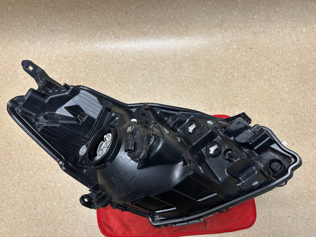 Frontscheinwerfer Toyota Yaris Links Scheinwerfer Headlight SCH2165661669sc