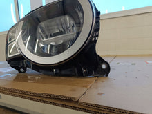 Laden Sie das Bild in den Galerie-Viewer, Frontscheinwerfer Land Rover Defender L663 L8B213W029BF LED FALSE Headlight SCH2649964439nm