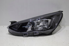 Laden Sie das Bild in den Galerie-Viewer, Frontscheinwerfer Ford Focus MX7B-13E015-CC LED Links Scheinwerfer Headlight