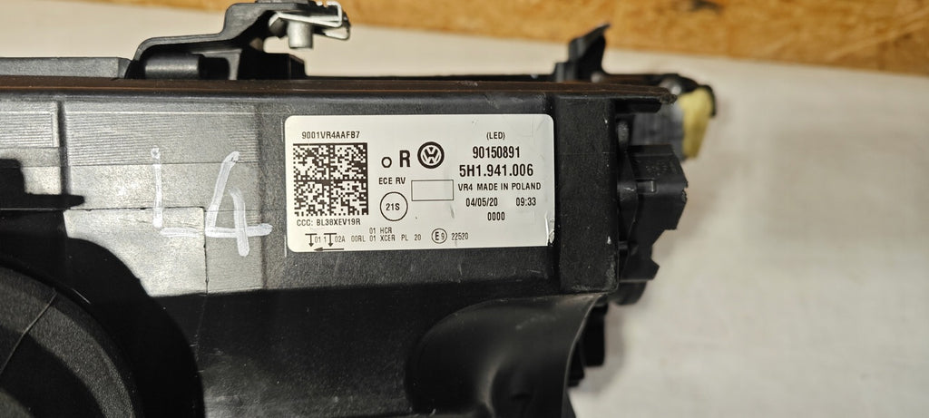 Frontscheinwerfer VW Golf VIII 5H1941006 Rechts Scheinwerfer Headlight SCH6774971479jc