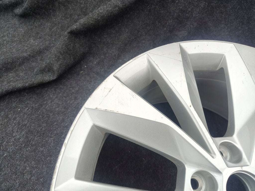1x Alufelge 18 Zoll 8.0" 5x112 44ET 3V0601025R Skoda Superb Iii Rim Wheel