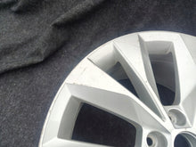 Load image into Gallery viewer, 1x Alufelge 18 Zoll 8.0" 5x112 44ET 3V0601025R Skoda Superb Iii Rim Wheel FEL4574831193ju