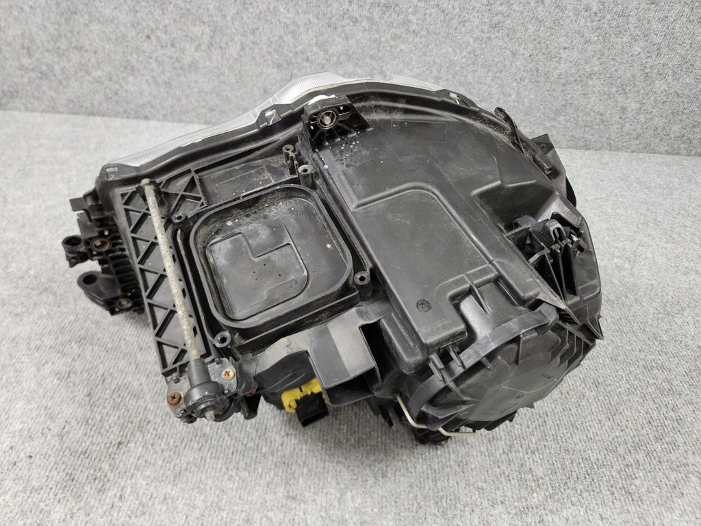 Frontscheinwerfer Mercedes-Benz A9608201839 Links Scheinwerfer Headlight SCH9038138818vf