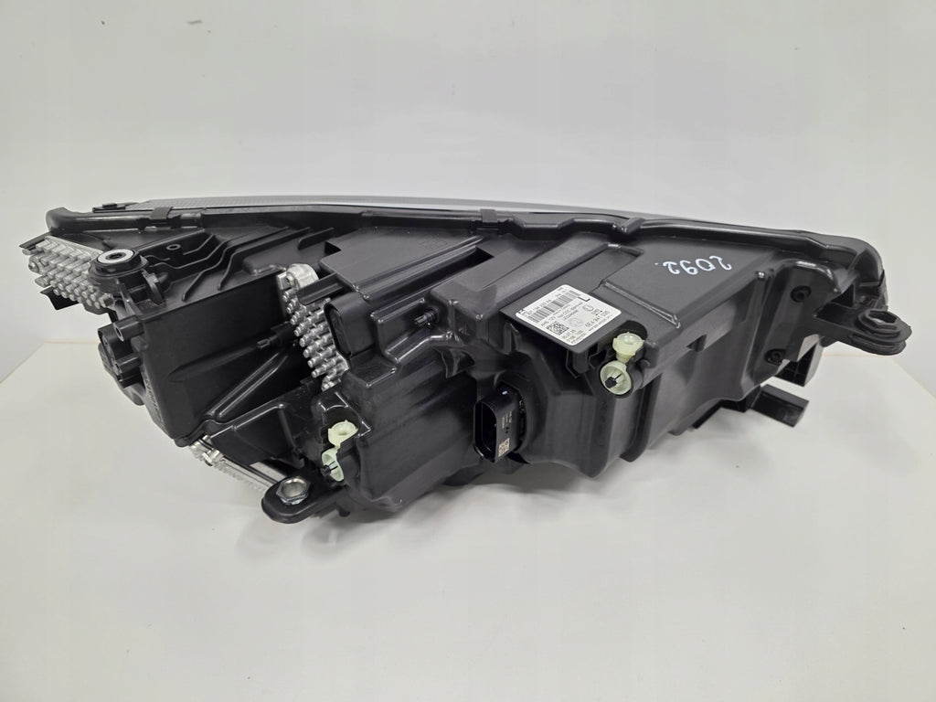 Frontscheinwerfer Skoda Octavia IV 5E4941035 Links Scheinwerfer Headlight SCH5744532681ic