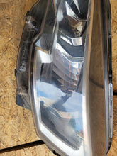 Laden Sie das Bild in den Galerie-Viewer, Frontscheinwerfer Peugeot 508 I 9807241280 Links Scheinwerfer Headlight