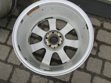 Laden Sie das Bild in den Galerie-Viewer, 4x Alufelge 17 Zoll 8.0&quot; 5x112 Silber A2214010202 Mercedes-Benz W221 Rim Wheel