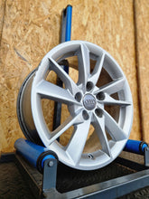 Laden Sie das Bild in den Galerie-Viewer, 4x Alufelge 16 Zoll 7.0" 5x112 35ET Glanz Silber 8W0601025B Audi Rim Wheel FEL4016696161qh