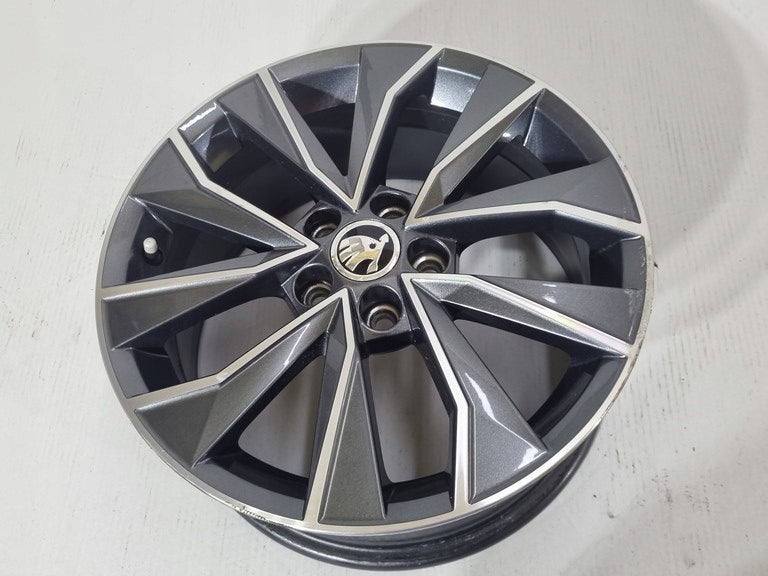 1x Alufelge 16 Zoll 7.0" 5x100 46ET 6V0601025 Mg Fabia Iii Rim Wheel FEL4899993725bj