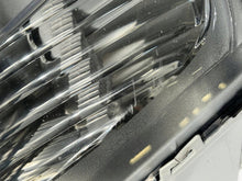 Laden Sie das Bild in den Galerie-Viewer, Frontscheinwerfer Ford I FB5315A254B Rechts Scheinwerfer Headlight SCH4740981439lz